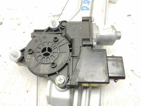 Foto 4ª: Elevalunas Eléctrico Delantero Derecho Toyota Yaris BASICO 90CV 66KW [1ND] (2007)