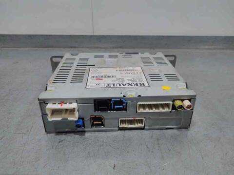 Foto 3ª: Sistema Audio Radio CD Renault Megane BUSINESS BERLINA 110CV 81KW IV BERLINA 5P [K9KG656] (2017)