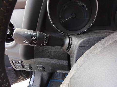 Foto 3ª: Mando Luces Toyota Auris 1.8 16V HIBRIDO) 99CV 73KW [2ZR] (2016)