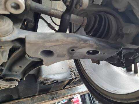 Brazo Suspension Delantero Izquierdo Volkswagen Passat R-LINE 150CV 110KW