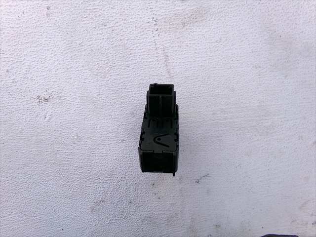 Foto 2ª: Botonera Elevalunas Citroen C4 1.6 HDI 2010-2018 [9H06] (2014)