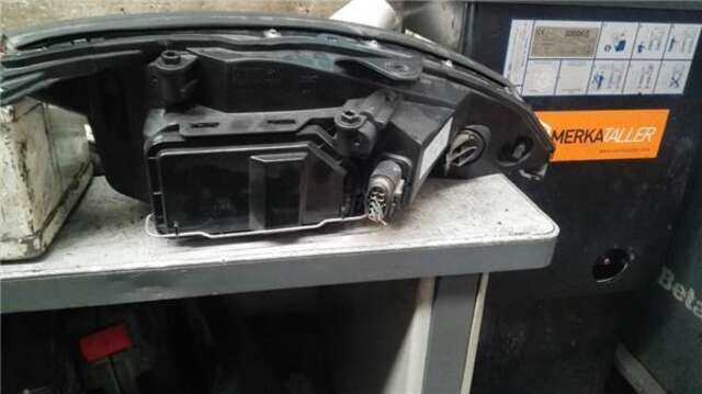 Foto 2ª: Faro Izquierdo Ford Focus 1.6 16V [FYDB]