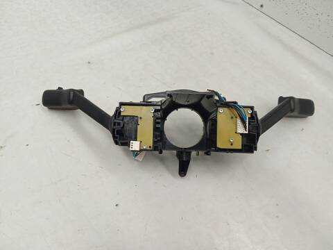 Foto 4ª: Mando Multifuncion Volkswagen Golf 2.0 TDI 116CV 85KW [DSUD,DXRC,DTRB,DTRD] (2022)