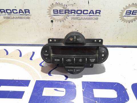 Mando Climatizador Kia Carens 2.0 TD CAT 113CV 83KW