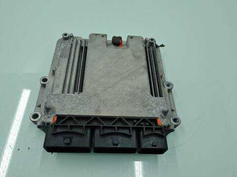 Centralita Motor ECU Nissan Qashqai ACENTA 4X4 131CV 96KW