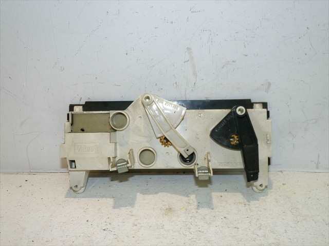 Foto 2ª: Mando Calefacción A. A. Renault Clio 1.7 G 1990-1994 [F2N] (1992)