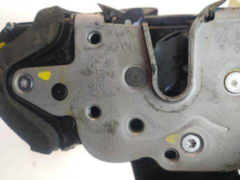 Foto 3ª: Cerradura Puerta Trasera Izquierda Opel Astra 2.0 CDTI 68) (2009)