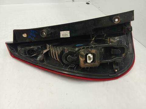 Foto 4ª: Piloto Trasero Derecho Renault Scenic 2.0 16V JZ0G JZ0P JZ1E JZ1P) 140CV 103KW [M4R 710,M4R 711,M4R 713] (2009)