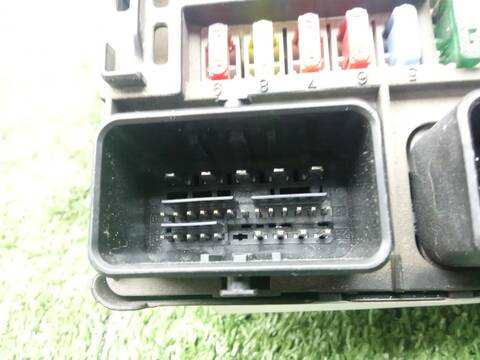Foto 3ª: Centralita Check Control Citroen C5 1.6 HDI RC8HZB) 109CV 80KW [9HY (DV6TED4),9HZ (DV6TED4)] (2006)