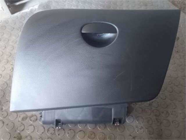 Guantera Seat Leon 1.9 TDI