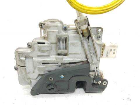 Foto 3ª: Cerradura Puerta Trasera Izquierda Audi A4 BERLINA 116CV 85KW [BRB] (2006)