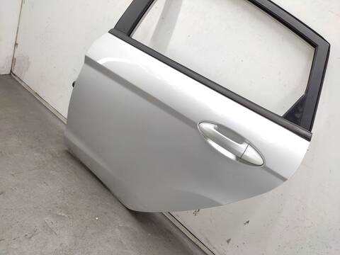 Foto 2ª: Puerta Trasera Izquierda Ford Fiesta 1.25 82CV 60KW [SNJD] (2016)