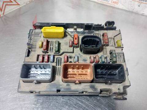 Caja Reles Fusibles Peugeot 307 SW XSI 109CV 80KW