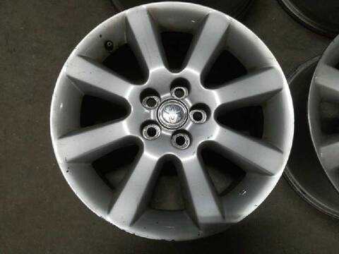 Foto 2ª: Juego LLantas Toyota Avensis 1.8 SOL SEDAN 4-PTAS.) BERLINA 129CV 95KW [1ZZFE] (2006)