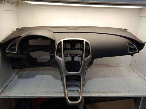 Salpicadero Opel Astra 1.3 16V CDTI 95CV 70KW