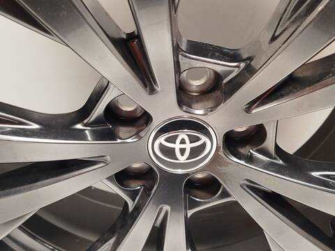 Foto 4ª: LLanta Chapa Toyota Rav4 2.5 HYBRID AXAH52) 218CV 160KW [A25A-FXS] (2024)