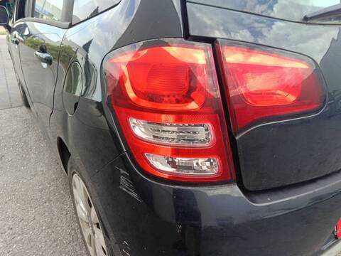 Piloto Trasero Izquierdo Citroen C3 ZM01