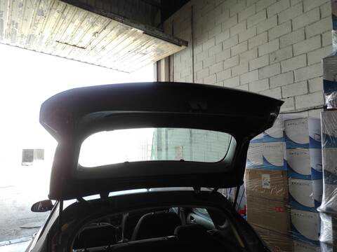 Foto 2ª: Portón Opel Astra A17DTR BERLINA (2011)