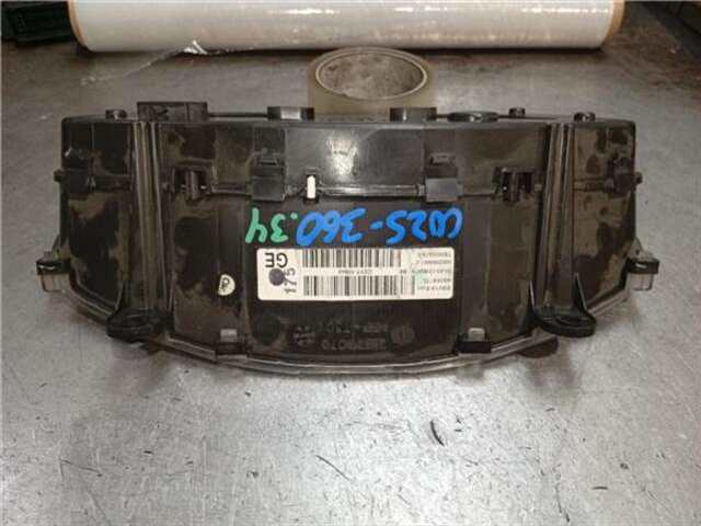 Foto 3ª: Cuadro de Instrumentos Ford Transit 2.2 FT 280 CORTO [2.2 LTR. - 74 KW TDCI CAT] COMBI (TT9)(2006 _)