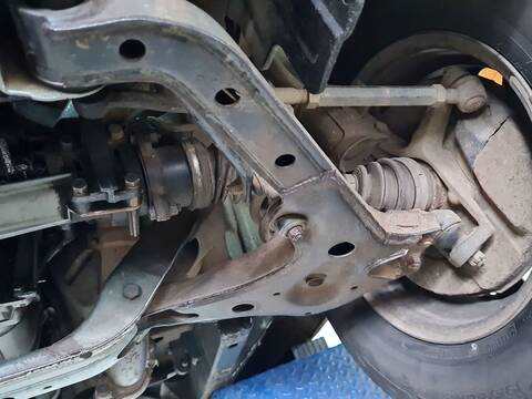 Brazo Suspension Delantero Izquierdo Suzuki Vitara 1.6 SE 416) 95CV 70KW