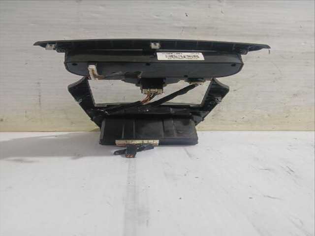 Foto 3ª: Mando Calefacción A. A. Kia Carens 2.0 CRDI 140 140CV [D4EA] (2006)