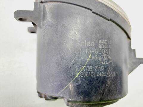 Foto 4ª: Faro Antiniebla Delantero Derecho Toyota Yaris 1.4 TD CAT 90CV 66KW [1ND] (2009)