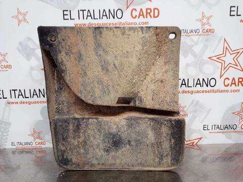 Foto 3ª: Aletin Trasero Derecho Toyota Land Cruiser 3.0 D-4D GX 163CV 120KW [1KDFTV] (2004)