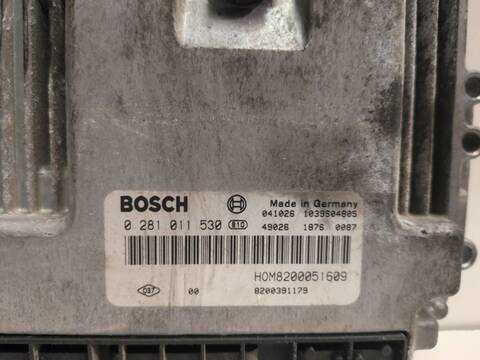 Foto 3ª: Centralita Motor ECU Nissan Primastar CAJA CERRADA BATALLA CORTA 2 7T 101CV (2001)