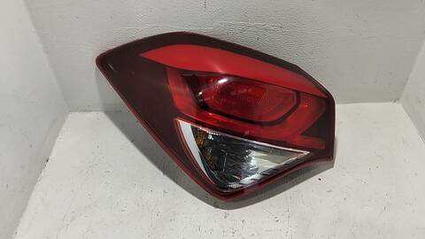 Piloto Trasero Izquierdo Hyundai i20 STYLE ACTIVE 90CV