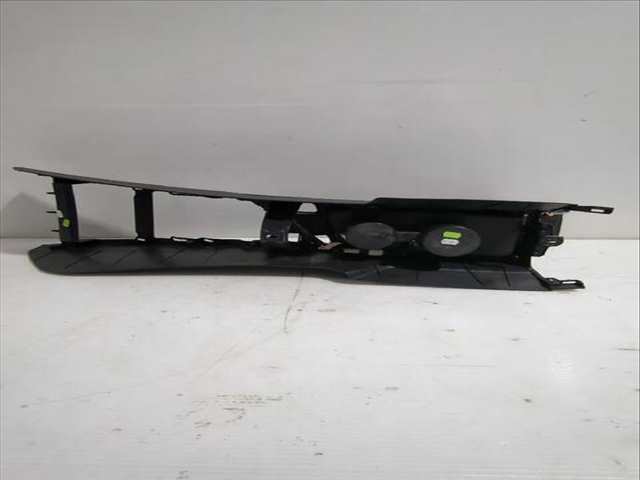 Foto 3ª: Consola Central Toyota Yaris 1.5 HYBRID MXPH11) 92CV [M15A-FXE] (2020)