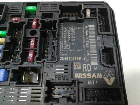 Foto 3ª: Caja Reles Fusibles Dacia Sandero H4DF4 (2024)