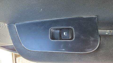 Botonera Elevalunas Kia Ceed CONCEPT 116CV 85KW