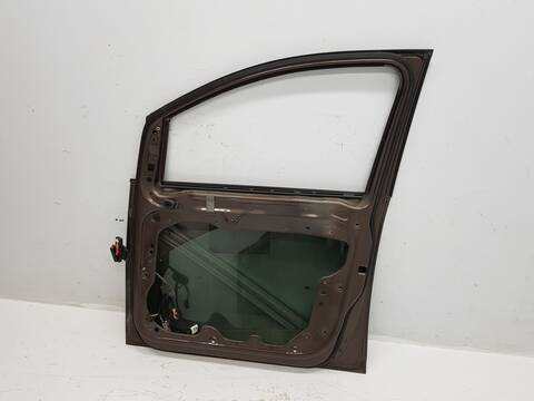 Foto 2ª: Puerta Delantera Derecha Volkswagen Touran ADVANCE