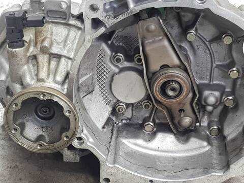Foto 2ª: Caja Cambios Volkswagen New Beetle 2.0 (2003)