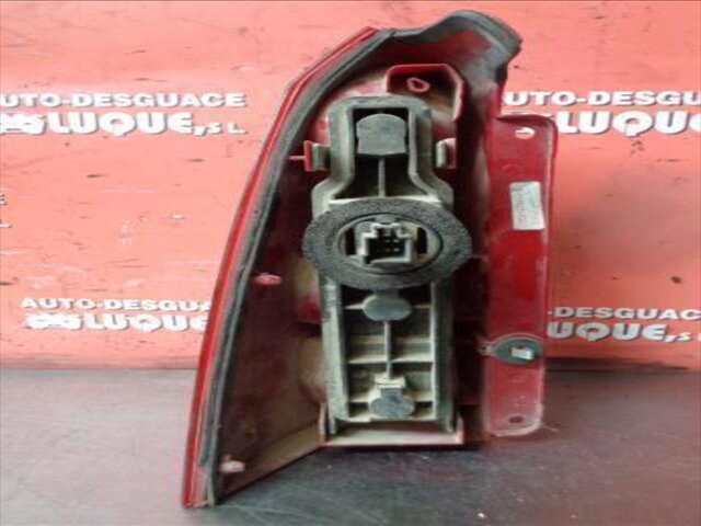 Foto 2ª: Piloto Trasero Derecho Ford Focus 1.6 16V [FYDA]