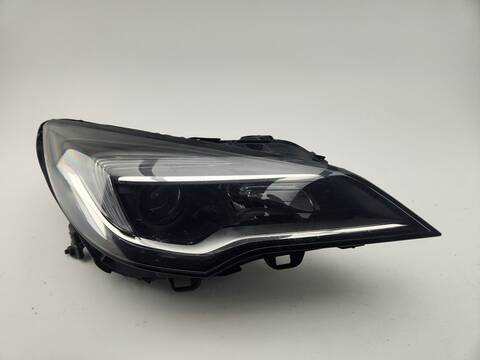 Faro Derecho Opel Astra SELECTIVE 110CV 81KW