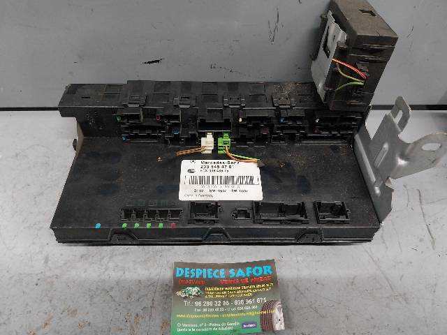 Caja Reles Fusibles Mercedes Clase C 220 2.1 D