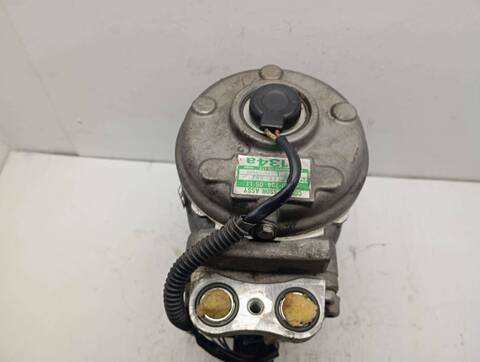 Foto 3ª: Compresor Aire Acondicionado Mercedes Clase E 180 BERLINA (1992)