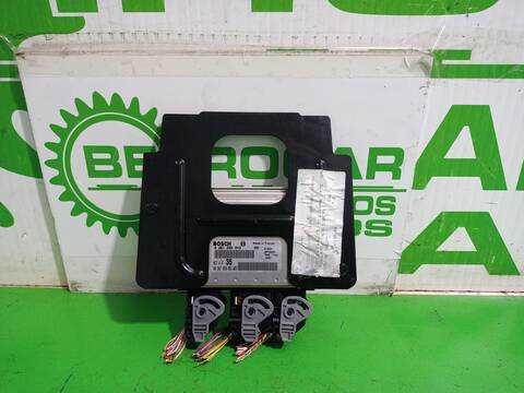 Foto 1ª: Centralita Motor ECU Peugeot 307 XN 109CV 80KW [NFUTU5JP4] (2001)