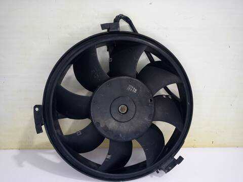 Foto 3ª: Electroventilador Audi A6 2.5 TDI QUATTRO AVANT 180CV 132KW [BAU] (2001)