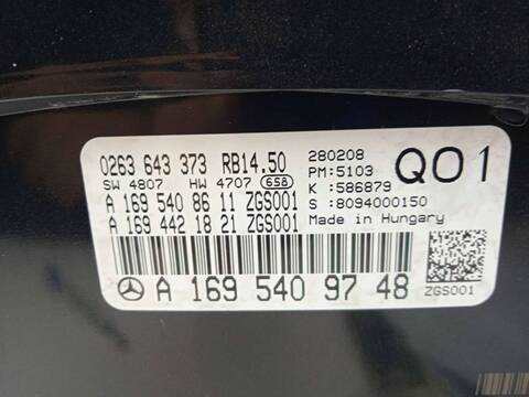 Foto 3ª: Cuadro de Instrumentos Mercedes Clase B 150 2.0 CAT 100KW (2008)