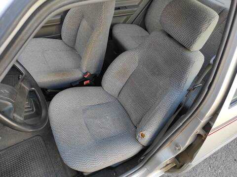 Asiento Delantero Izquierdo Renault 5 1.4 G 110CV 81KW B/C40) C1J