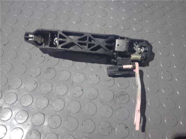 Foto 3ª: Maneta Exterior Trasera Izquierda Toyota Prius HÍBRIDO BASIS [HÍBRIDO 57 KW ( 1.5 LTR. - 57 CAT)] [1NZ-FXE]