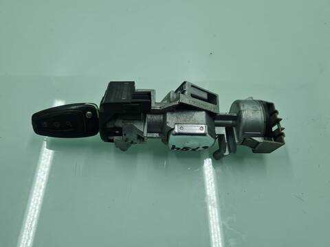 Foto 2ª: Motor de Arranque Ford Focus EDITION 116CV 85KW [T1DA] (2015)