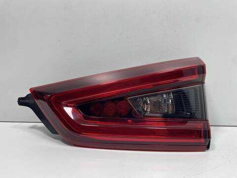 Piloto Portón Derecho Nissan Qashqai HR13