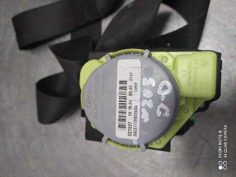 Foto 3ª: Cinturón Delantero Derecho Mercedes Clase C 160 BERLINA 170CV 125KW