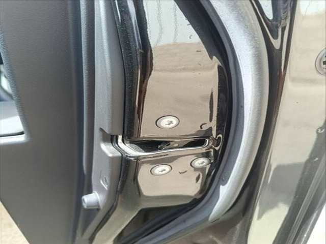 Cerradura Puerta Delantera Derecha Toyota Avensis EXECUTIVE 143CV 105KW