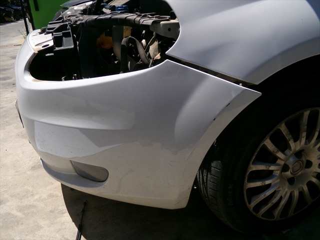Foto 3ª: Paragolpes Delantero Fiat Punto 1.3 JTD 2006-2012 [199A2000] (2011)