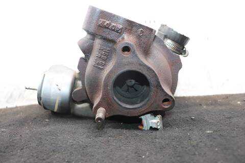 Foto 2ª: Turbocompresor Hyundai i40 STYLE 136CV 100KW (2012)