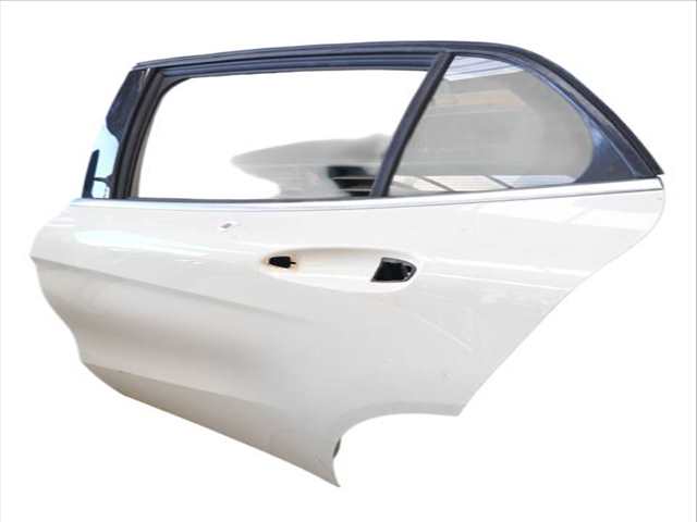Puerta Trasera Izquierda Mercedes Clase G 230 GLA 200 CDI - D 156.908) 136CV